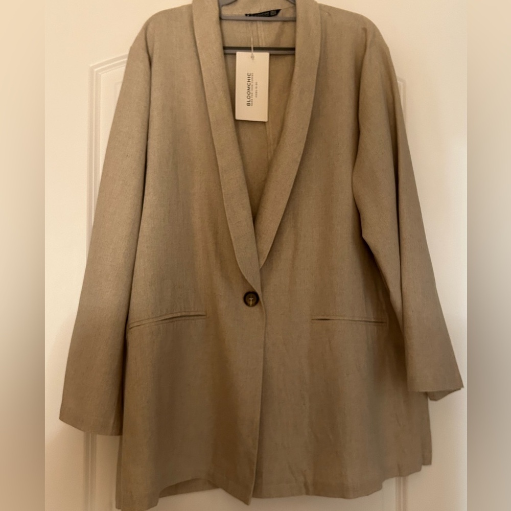 BloomChic Beige Women's Linen/cotton Blazer Jacket NWT. Sz 18/20
